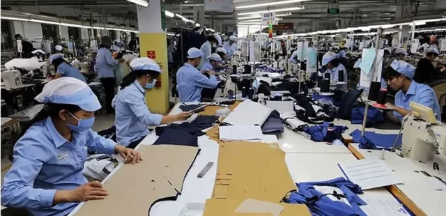 افزایش انگیزش کارکنان تولیدی پوشاک